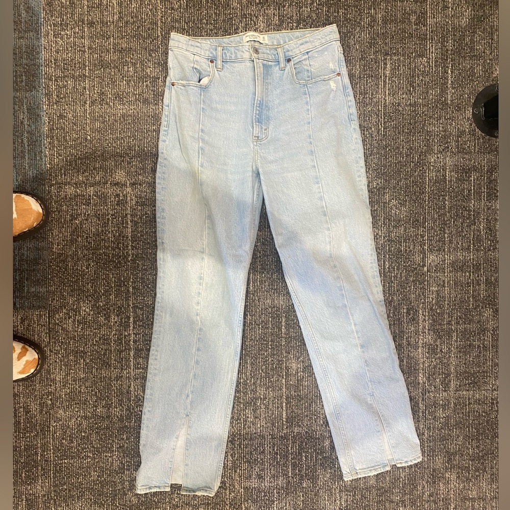 Abercrombie & Fitch Light Wash Straight Leg Jeans